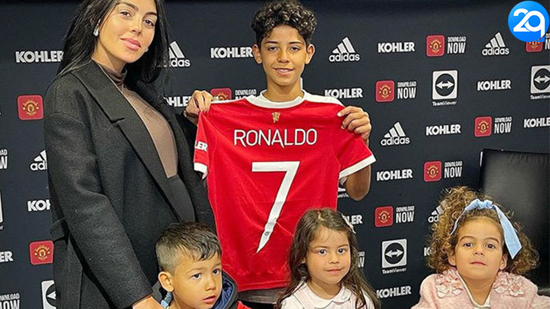 ronaldo-co-may-vo-4