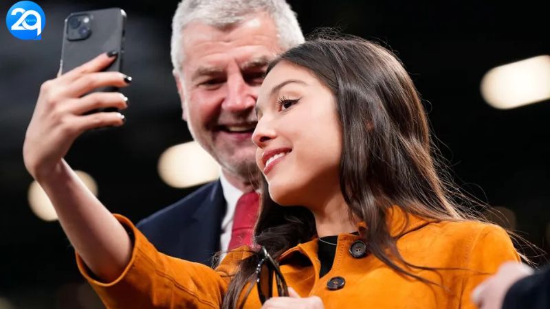 olivia-rodrigo-2